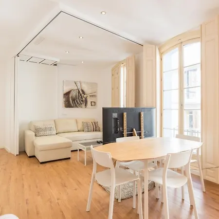Urbe10 Plaza De La Constitucion 1 Bedroom Apartment Malaga Zewnętrze zdjęcie